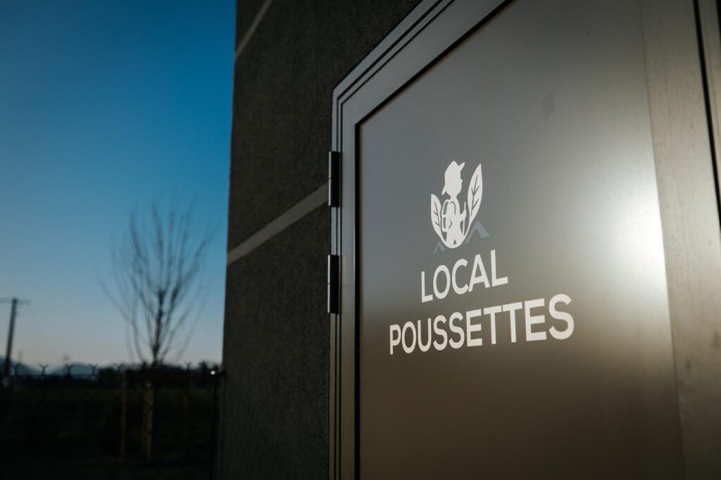 Local poussettes de la micro-crèche