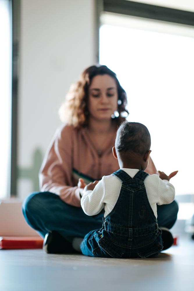 Auxiliaire de puériculture spécialisée en soins pour bébé